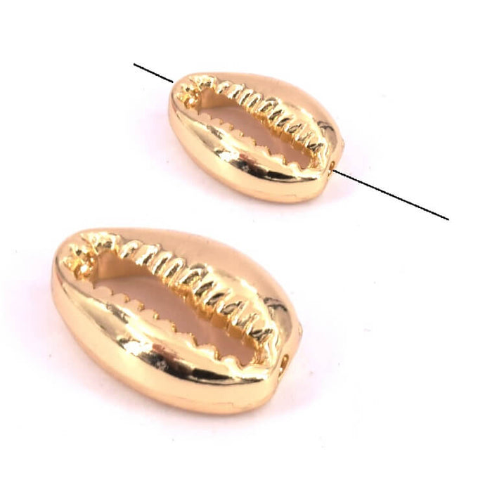 Cowrie shell pendant connector brass flash gold - 17x12x5mm (1)