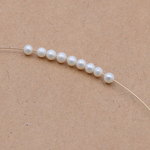 White potatoe round freshwater pearl 3.5mm (10)